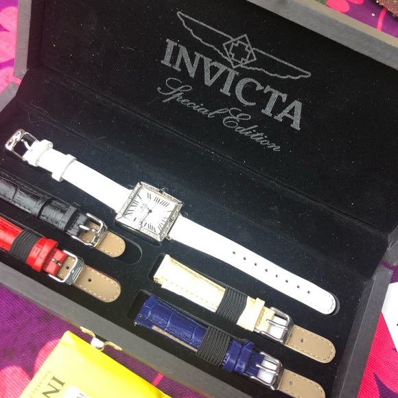 NIB Invicta Watch Special Edition Womens - Picture 7 of 8